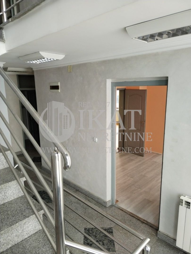 Dimitrija Tucovića, poslovni prostor na dve etaže, 212m2 ID#2880